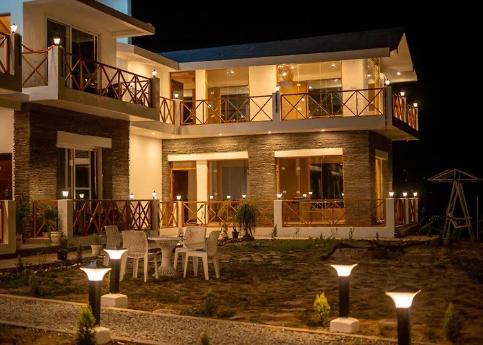 Maatidera Resort Kanatal The Boutique Stay In The Lap Of Himalayas